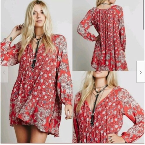 Free People Dresses & Skirts - Free People a lucky Loosey Dress in Blood Orange Floral Sz XS